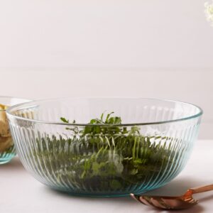 Alternative view of Pyrex® Sculpted 4.5-quart Mixing Bowl
